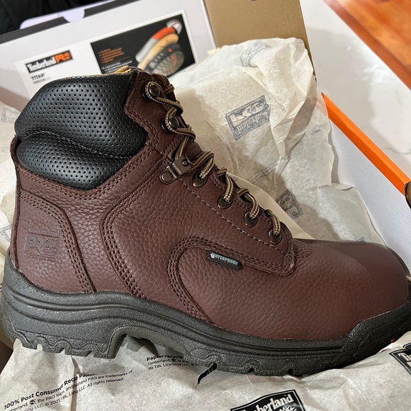 NWT Timberland Pro Boots (Women's) - Picture 5 of 12